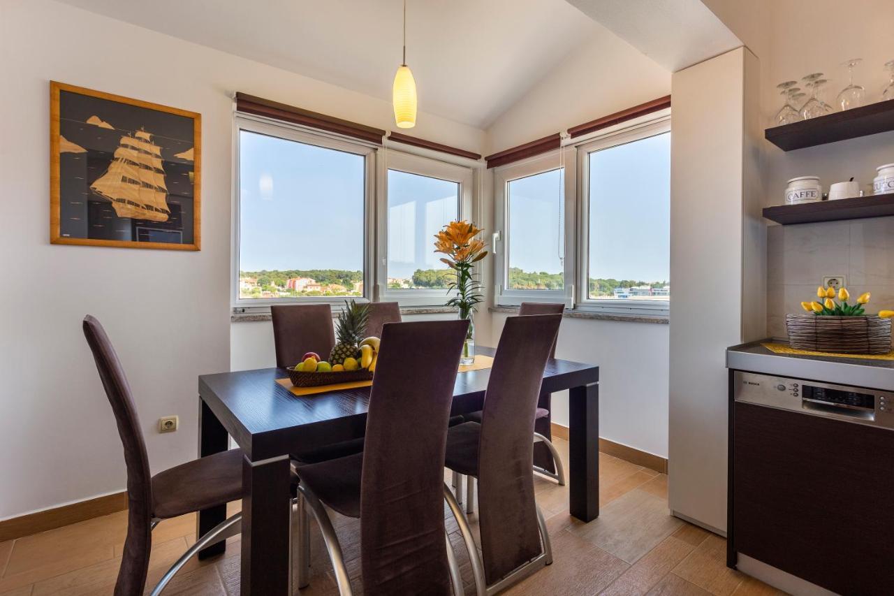 Apartman Ember Pula Ngoại thất bức ảnh