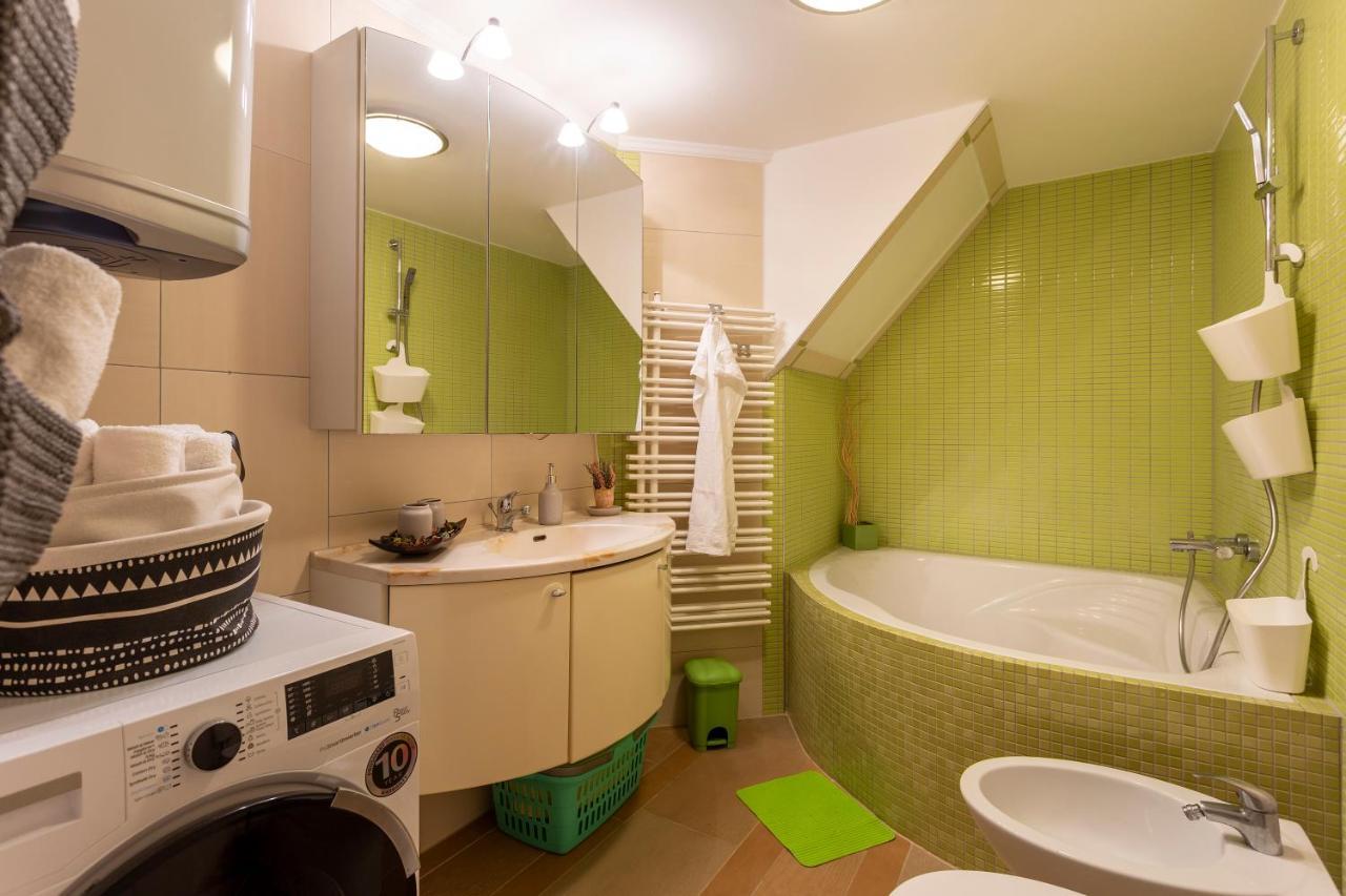 Apartman Ember Pula Ngoại thất bức ảnh